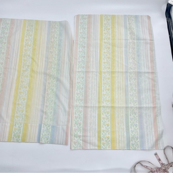 VTG Set of Pastel Floral Retro Coquette Girl Boho Soft Girl Pillowcases - Picture 1 of 5